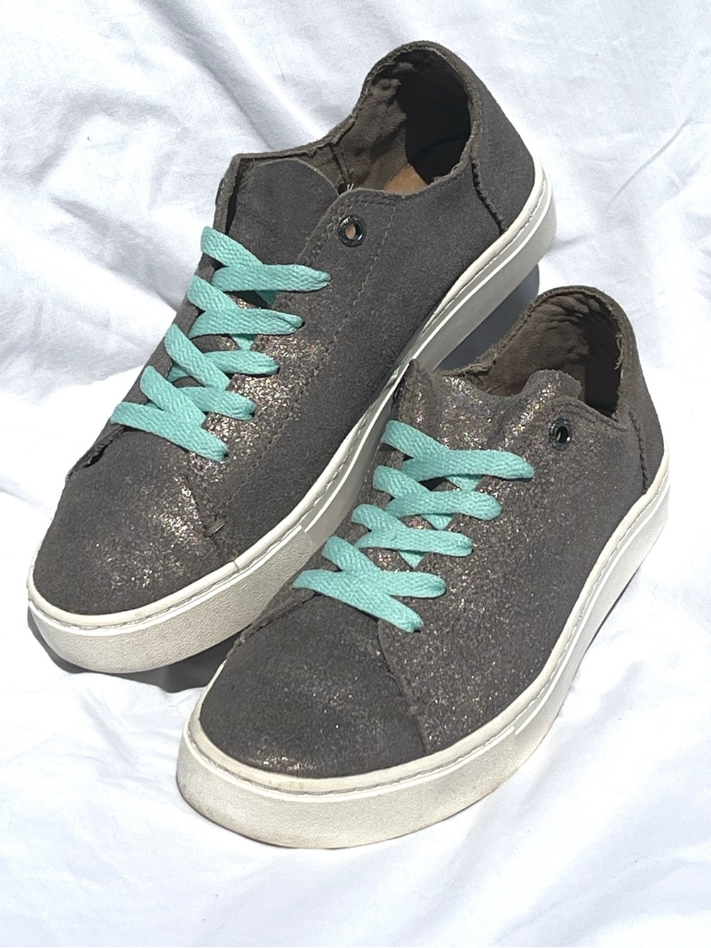 TOMS Metallic Suede Low Top Sneakers w/ Mint Green Custom Laces Women 1001316